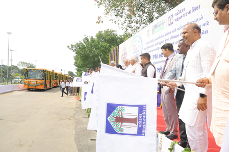 First batch of 'PM e-Bus Sewa' electric buses begins service in Vadodara