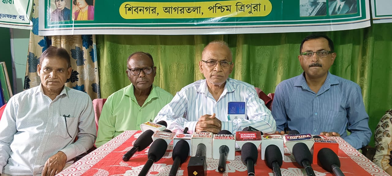 Amra Bangali condemns dirty politics around Netaji - Tripura Chronicle